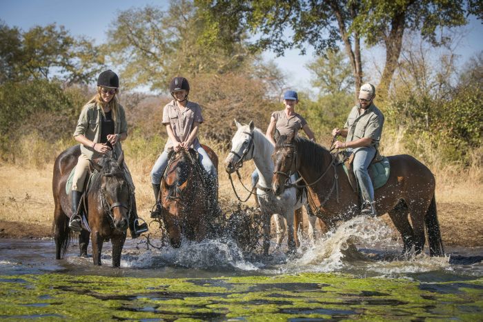Équitation, canoë et safari au gros gibier au Zambèze
